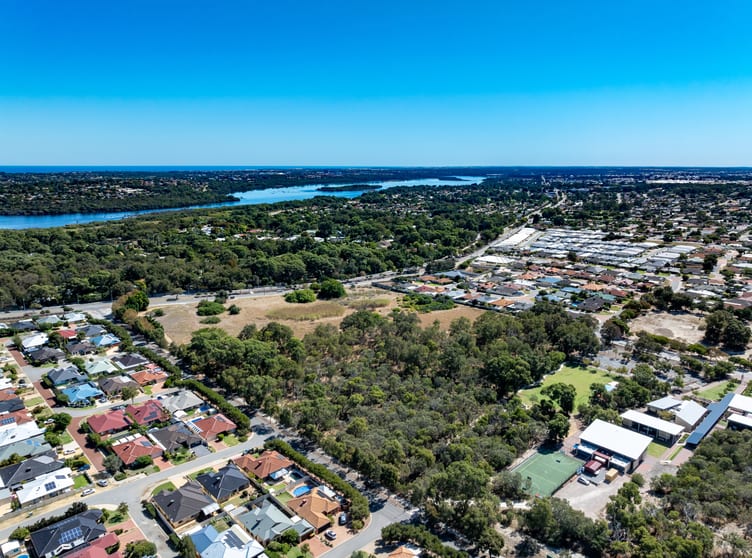 Click to view all images Lot 9000 Kirkstall Drive Hocking WA 6065 - Image 3