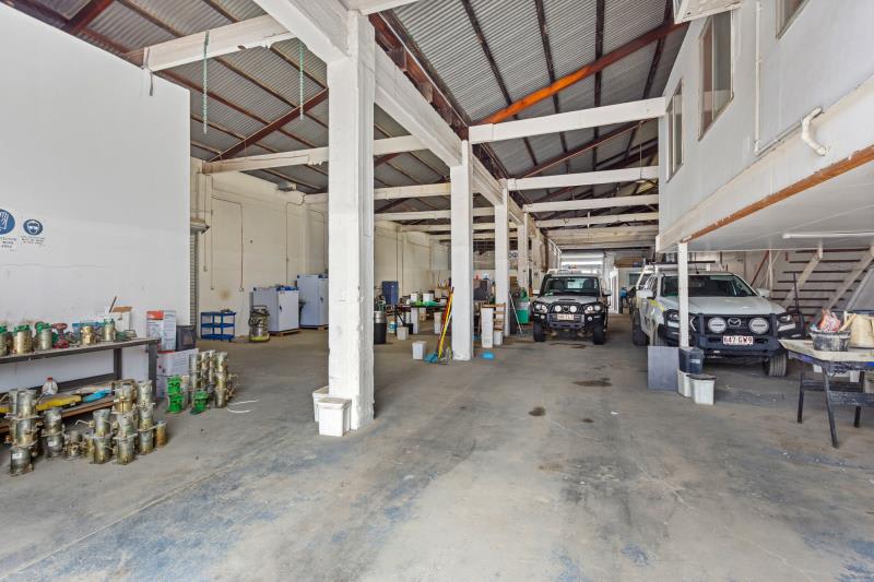Click to view all images WHOLE OF PROPERTY/192 - 196 Denison Street Rockhampton City QLD 4700 - Image 3