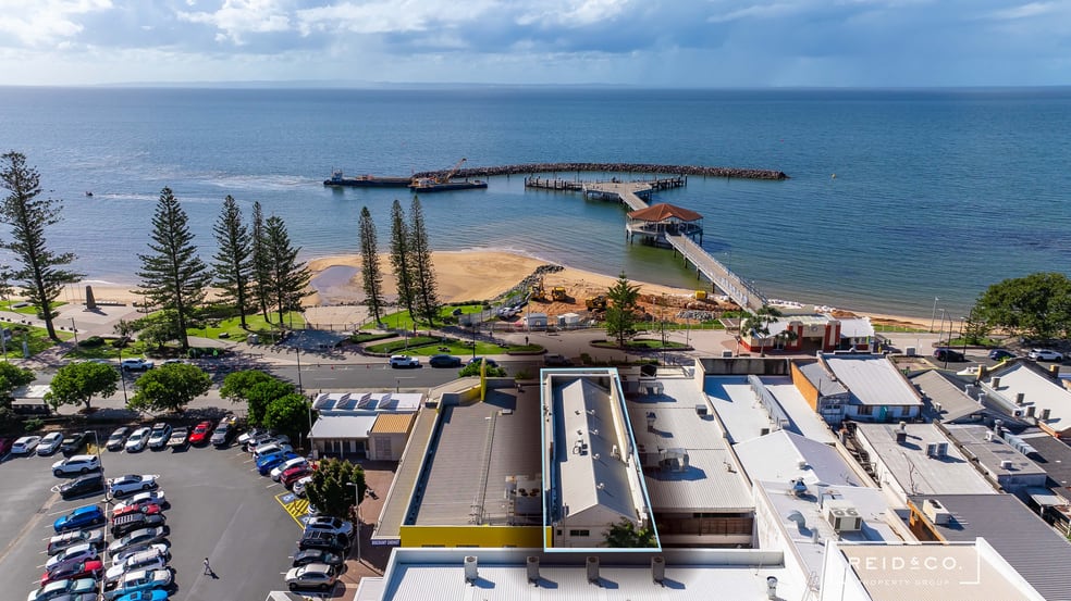 Click to view all images 177 Redcliffe Parade Redcliffe QLD 4020 - Image 1