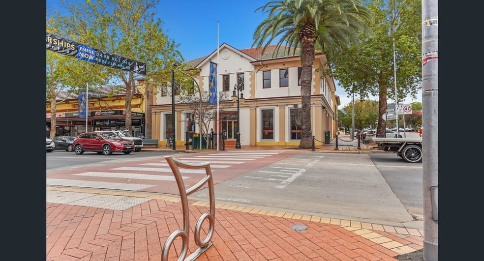 400 Peel Street Tamworth NSW 2340 - Image 2