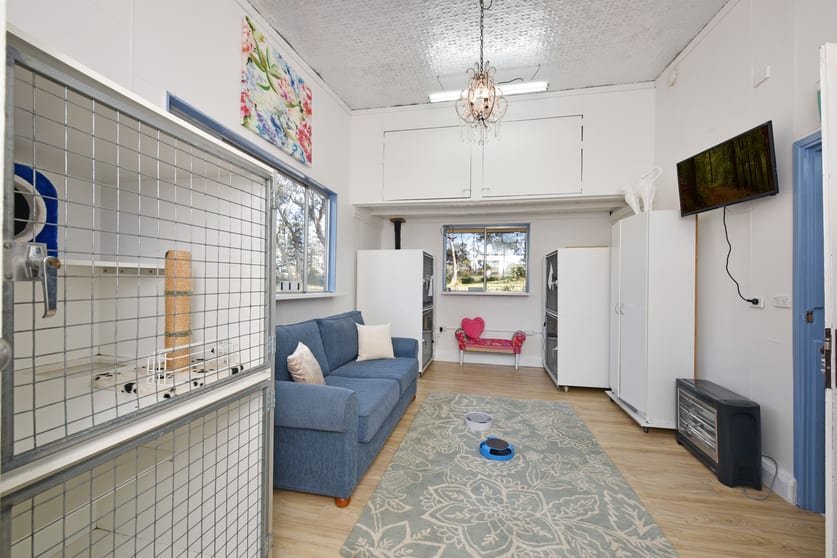 Click to view all images 401 Great Western Highway Blackheath NSW 2785 - Image 2