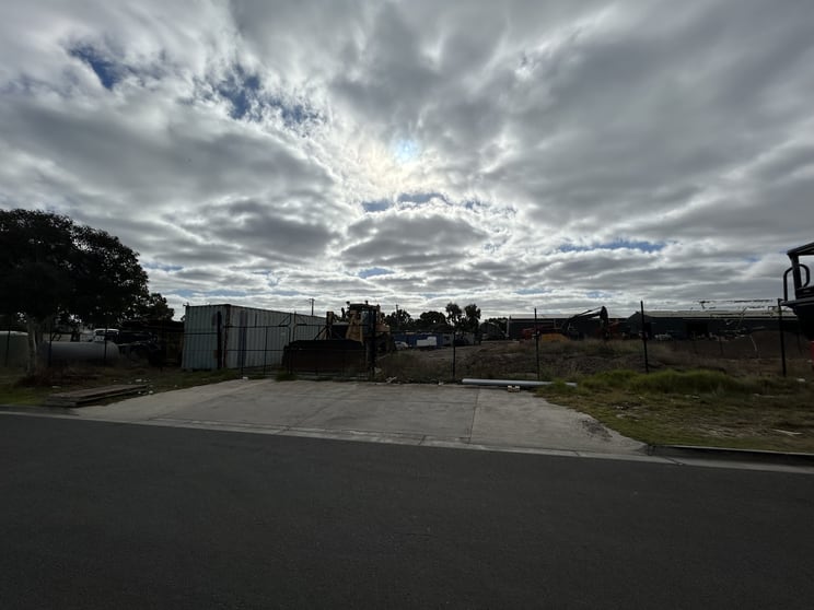 Click to view all images 38 Collins Road Melton VIC 3337 - Image 3