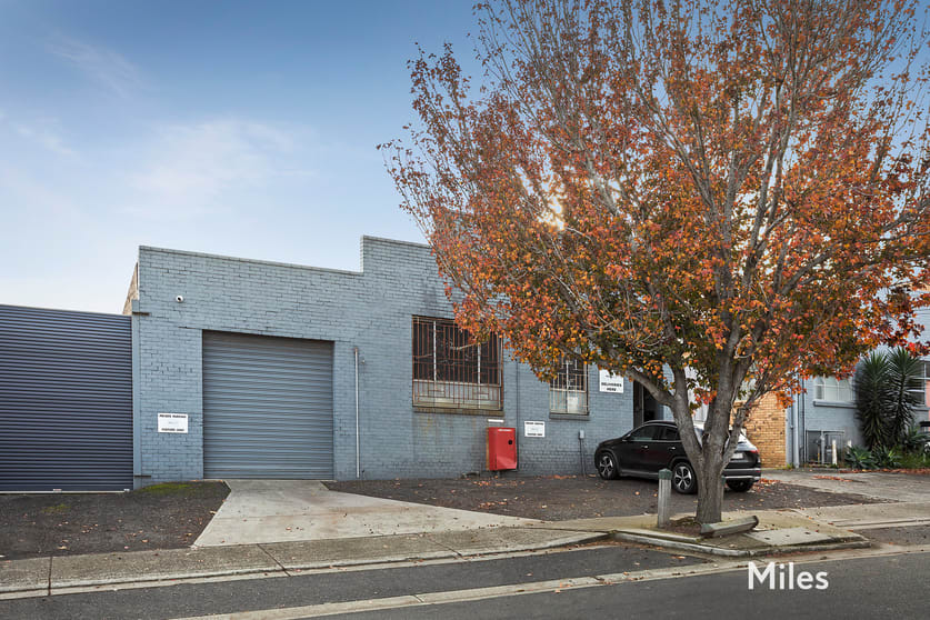 Click to view all images 11 Percy Street Heidelberg West VIC 3081 - Image 1