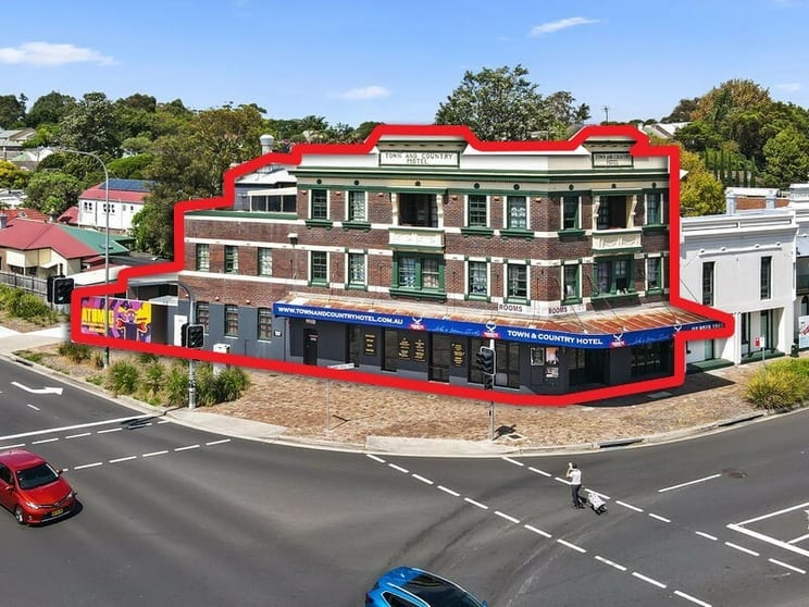 Click to view all images 2 Unwins Bridge Road St Peters NSW 2044 - Image 2