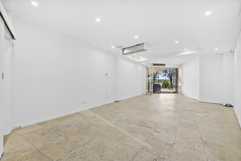 Click to view all images 3/235 Gympie Terrace Noosaville QLD 4566 - Image 2