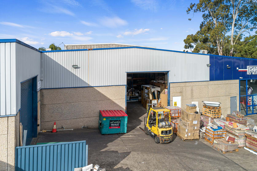 Click to view all images Unit 2/2 Garling Road Kings Park NSW 2148 - Image 2