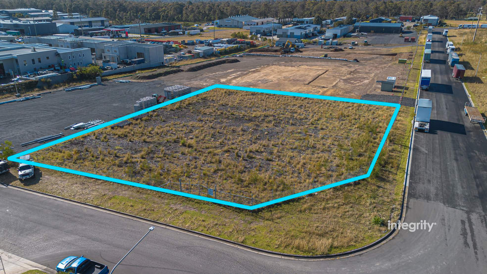 Click to view all images 40 Norfolk Avenue South Nowra NSW 2541 - Image 2