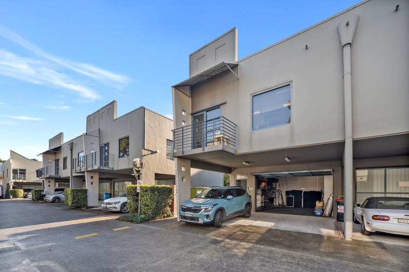 Click to view all images 69 45-51 Huntley Street Alexandria NSW 2015 - Image 1