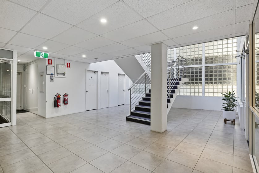 11/7 The Esplanade Mount Pleasant WA 6153 - Image 3