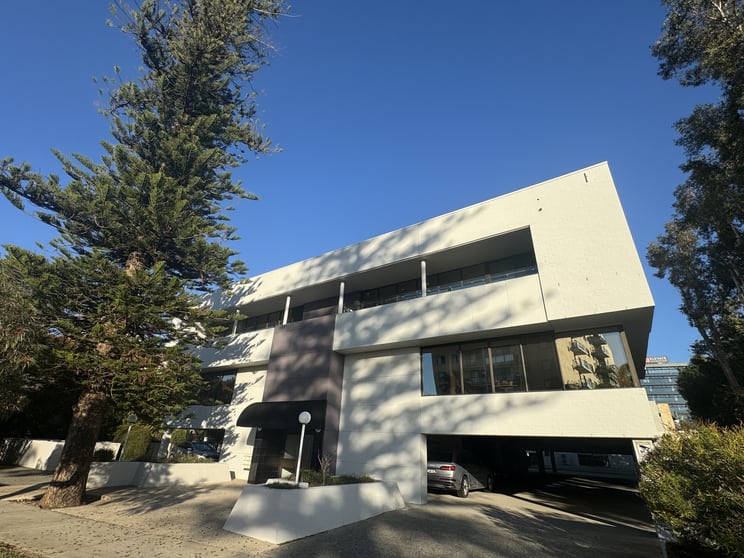 2/2 Hardy South Perth WA 6151 - Image 2