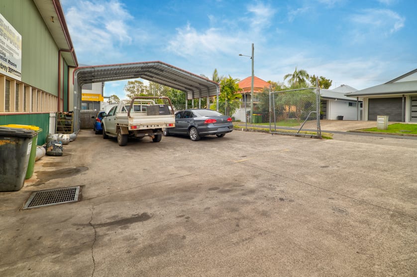Click to view all images 8-10 Lowry Street North Ipswich QLD 4305 - Image 2