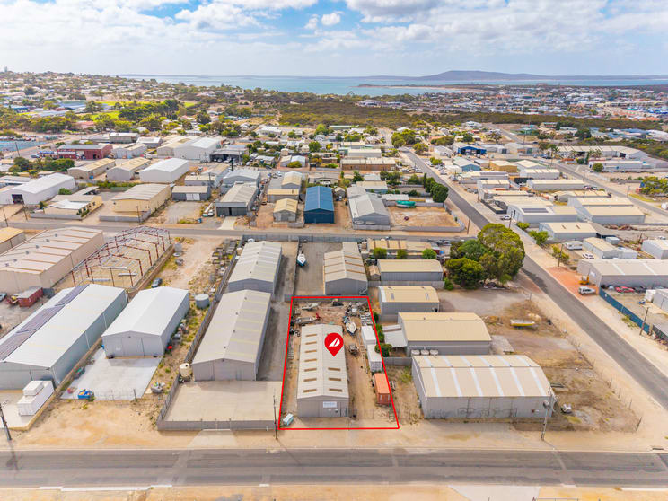 Click to view all images 15 Seaton Avenue Port Lincoln SA 5606 - Image 3