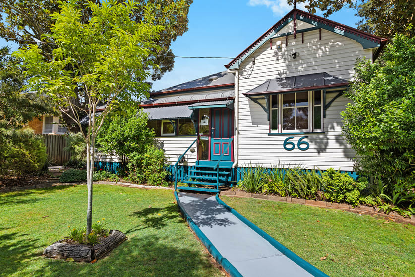 Click to view all images 66 Lindsay Street East Toowoomba QLD 4350 - Image 3