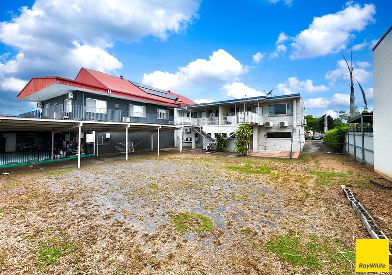 Click to view all images 194 Spence Street Bungalow QLD 4870 - Image 2