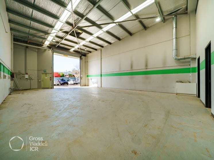 Click to view all images 10/27 Thornton Crescent Mitcham VIC 3132 - Image 3