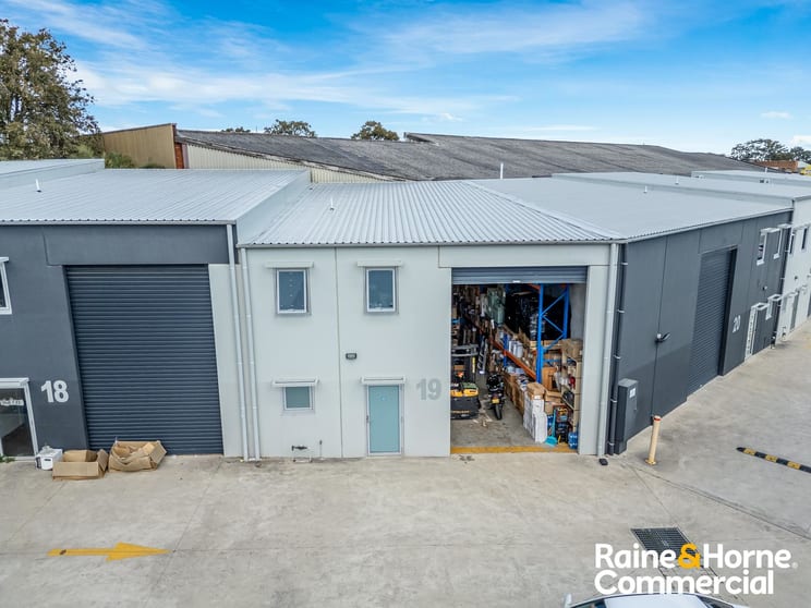 19/22 Anzac Street Greenacre NSW 2190 - Image 3