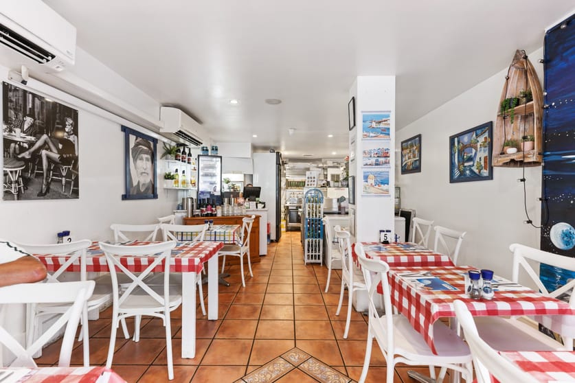 1/62 Abbott Street Cairns City QLD 4870 - Image 3