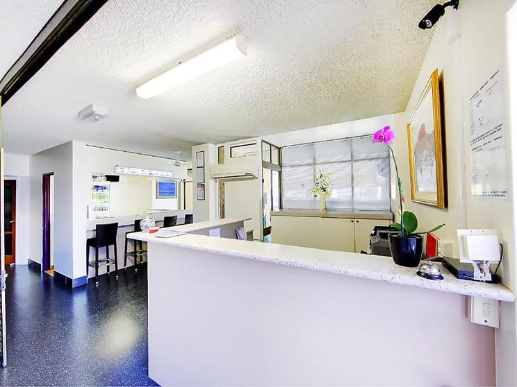 Click to view all images Rosslea QLD 4812 - Image 3