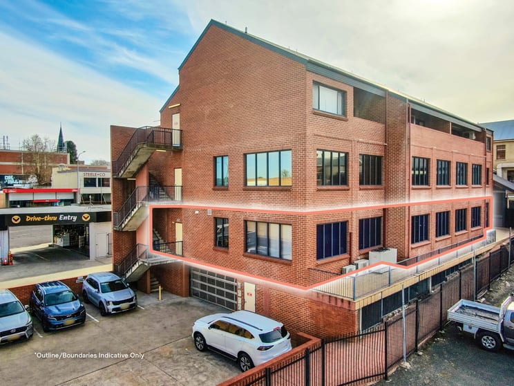 2/108 William Street Bathurst NSW 2795 - Image 1