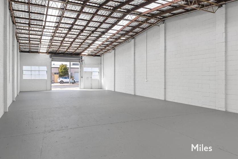 23 Orthla Avenue Heidelberg West VIC 3081 - Image 2