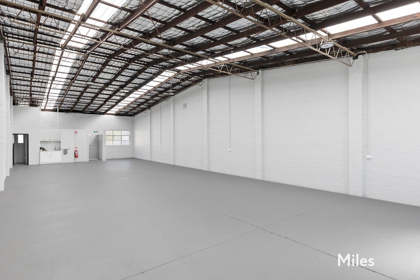 23 Orthla Avenue Heidelberg West VIC 3081 - Image 3