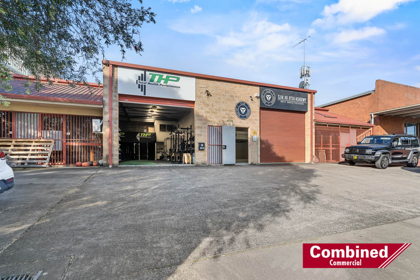 Click to view all images 2/17 Bellingham Street Narellan NSW 2567 - Image 1