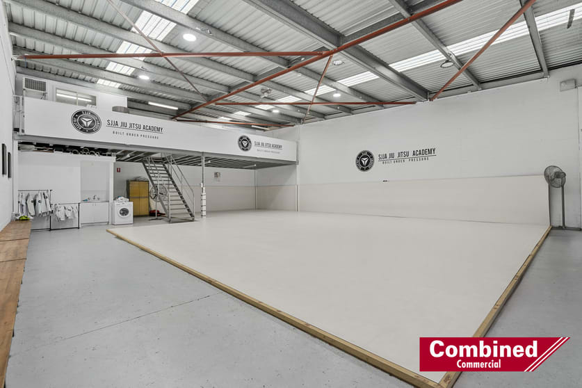 Click to view all images 2/17 Bellingham Street Narellan NSW 2567 - Image 3