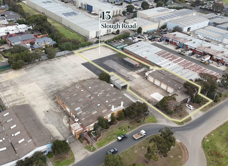 Click to view all images 13 Slough Road Altona VIC 3018 - Image 1