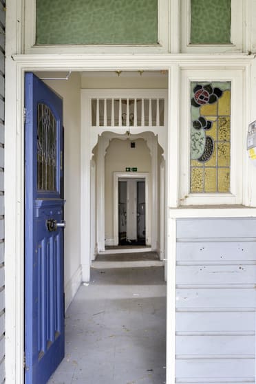 Click to view all images 242 Station Street Fairfield VIC 3078 - Image 3