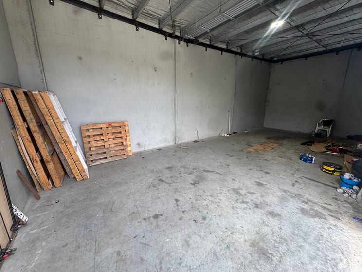 15/29-31 Whitfield Boulevard Cranbourne West VIC 3977 - Image 3