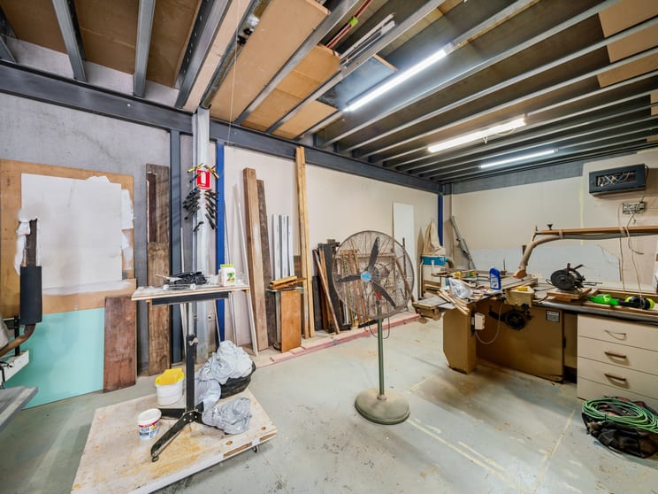 Click to view all images Unit 1/19 Newbridge Road Berkeley Vale NSW 2261 - Image 3