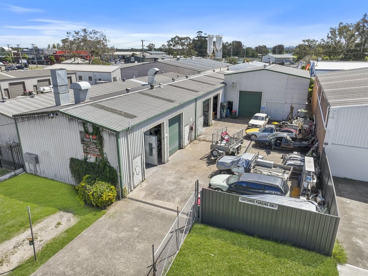 Click to view all images 14 Carmichael Street Raymond Terrace NSW 2324 - Image 3