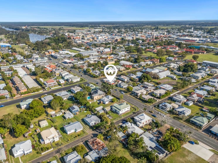 54 Walker Street Maryborough QLD 4650 - Image 2