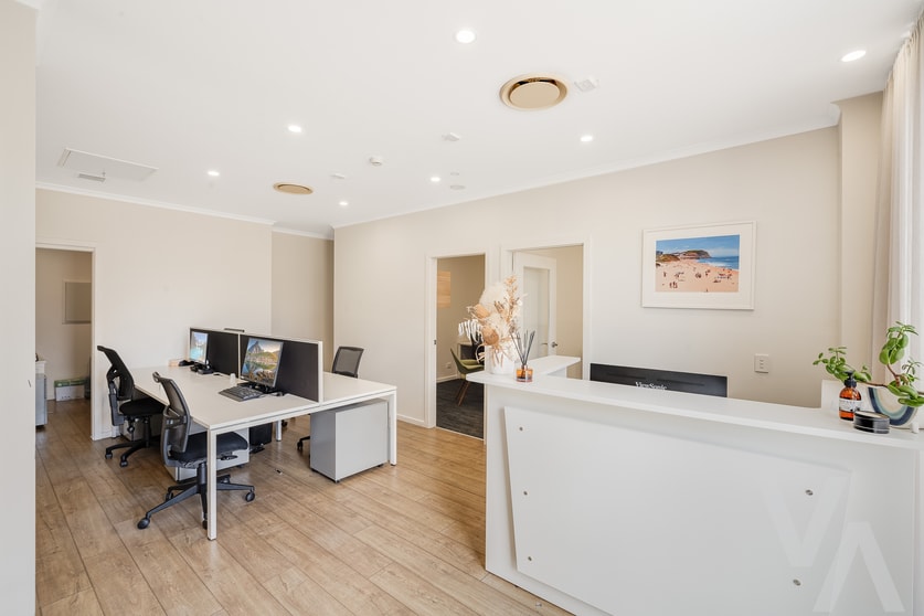Click to view all images Level Ground/38 Llewellyn Street Merewether NSW 2291 - Image 2