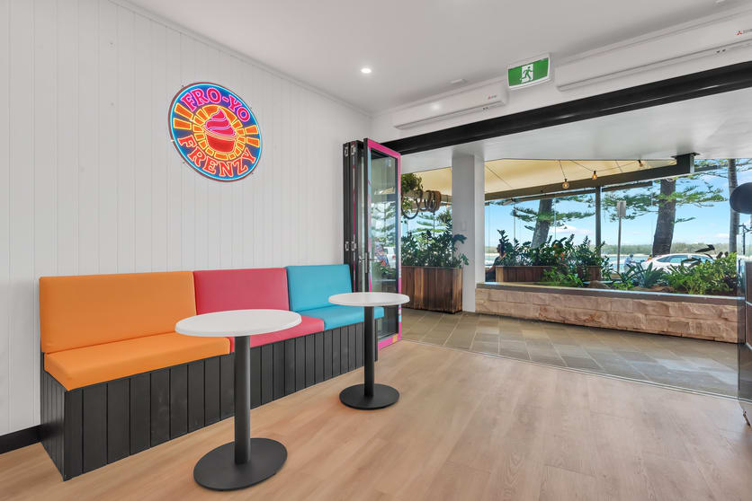 9/10 Leeding Terrace Caloundra QLD 4551 - Image 1