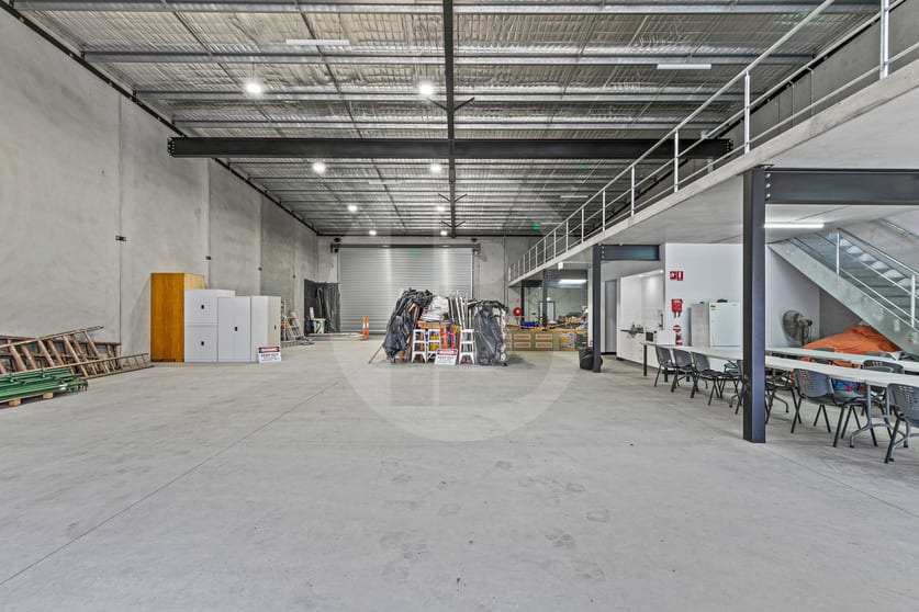 Click to view all images 2/1 HOLBECHE ROAD Arndell Park NSW 2148 - Image 2