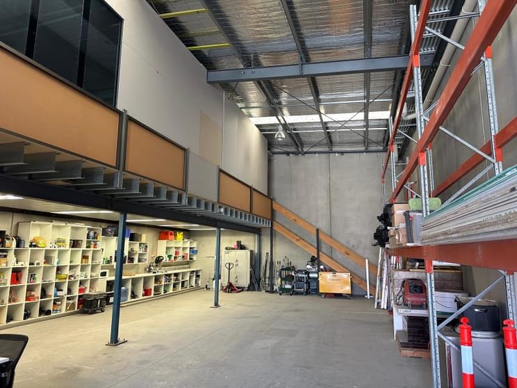 Click to view all images 17/25 Conquest Way Hallam VIC 3803 - Image 2