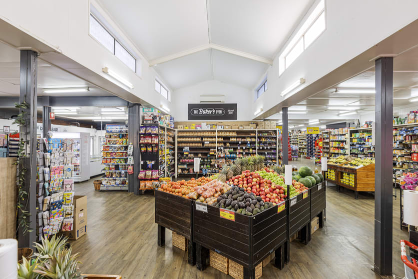 Click to view all images IGA Millmerran 25-29 Campbell Street Millmerran QLD 4357 - Image 3