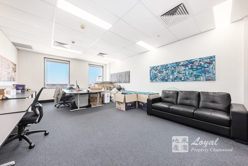 Click to view all images 1402/122 Arthur Street North Sydney NSW 2060 - Image 2