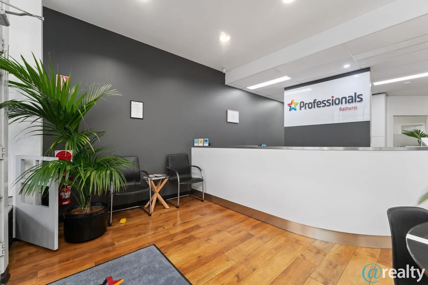 55 William Street Bathurst NSW 2795 - Image 2
