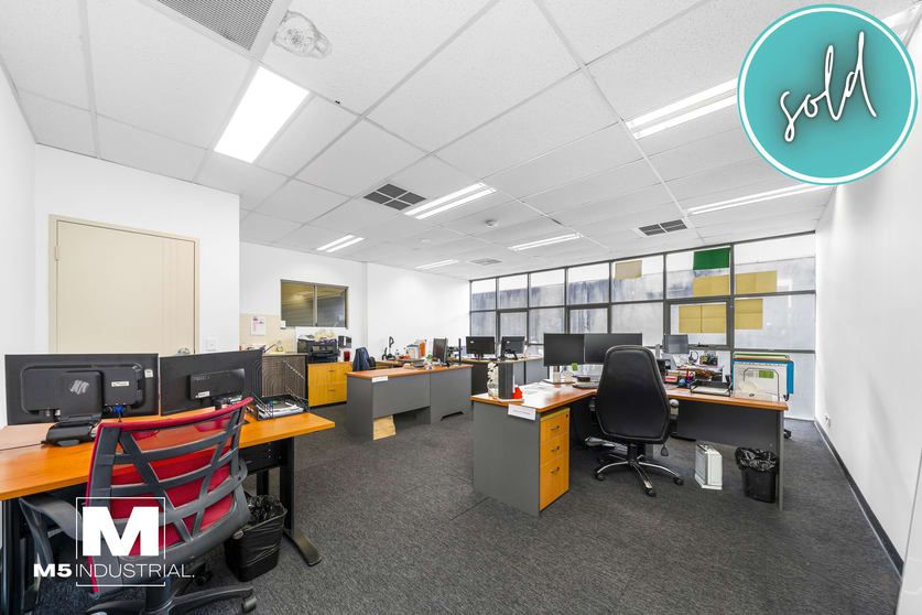 4/45-47 Stanley Street Peakhurst NSW 2210 - Image 2
