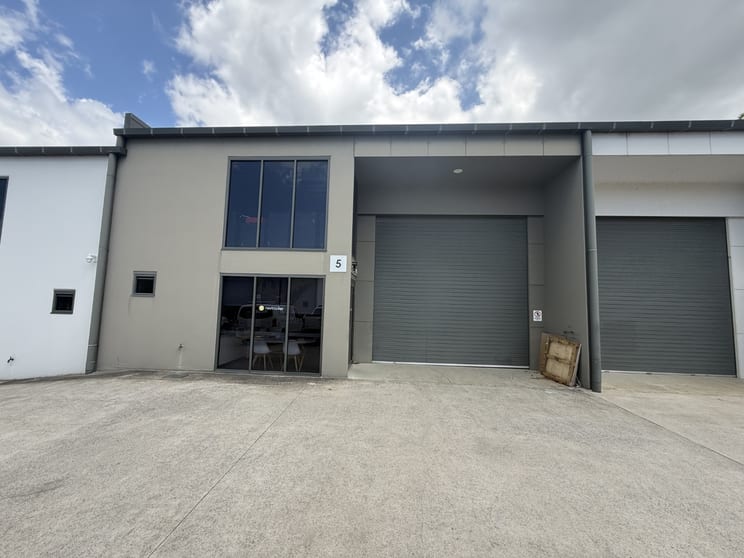 5/38-40 Claude Boyd Parade Corbould Park QLD 4551 - Image 1