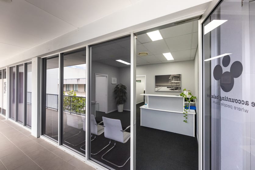 15/79 West Burleigh Road Burleigh Heads QLD 4220 - Image 1