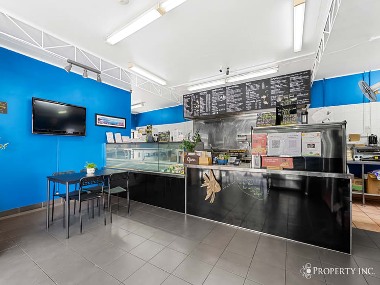 Click to view all images 192 Oxley Road Graceville QLD 4075 - Image 3