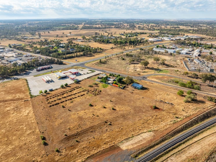 Click to view all images Lot 15 Wyndham Ave Forbes NSW 2871 - Image 3