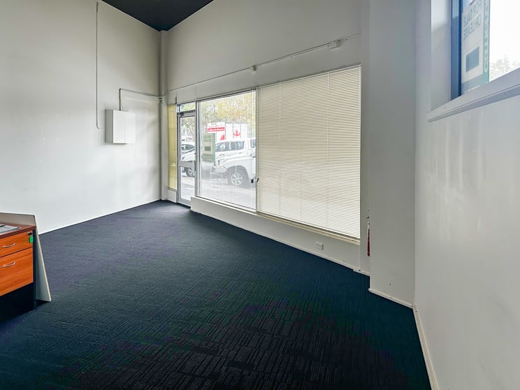 1/108-120 Young Street Frankston VIC 3199 - Image 2
