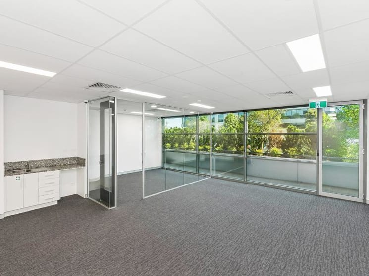 Click to view all images Unit 215/14 Lexington Drive Bella Vista NSW 2153 - Image 2