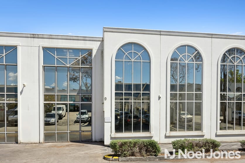 9/18-20 Redland Drive Mitcham VIC 3132 - Image 1