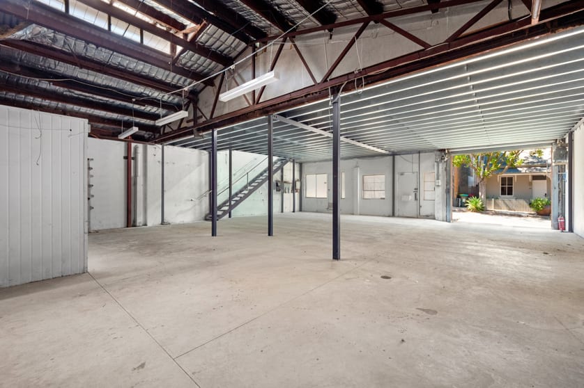 Click to view all images 49-51 Hutchinson Street St Peters NSW 2044 - Image 2