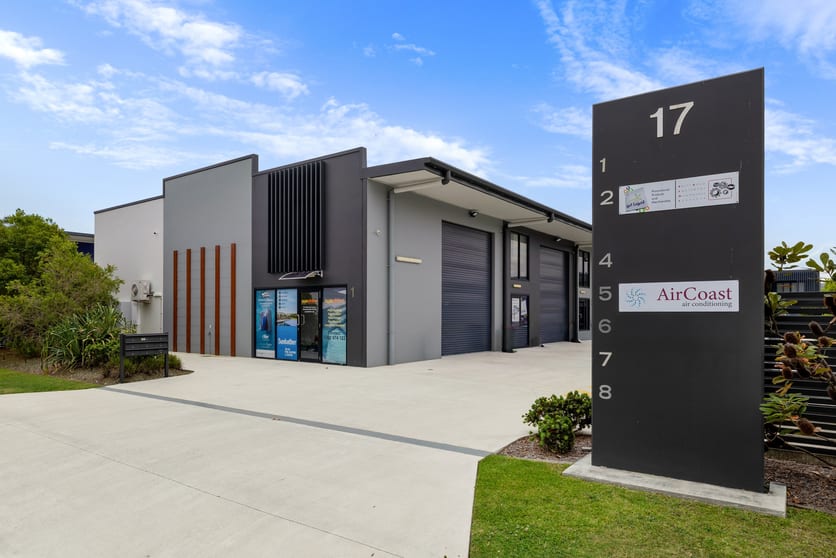 Click to view all images 6 & 7/17 Lomandra Place Coolum Beach QLD 4573 - Image 1